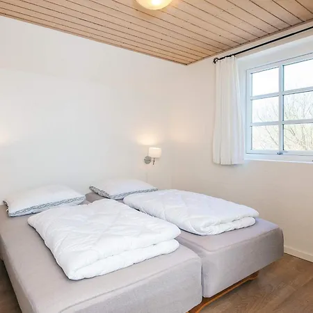Holiday home Luxury Pool House Near Sea Harboor